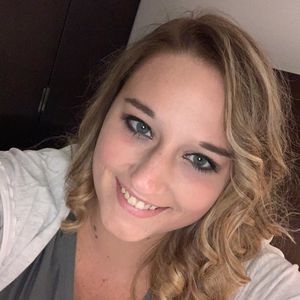 Meet your Posher, Joni